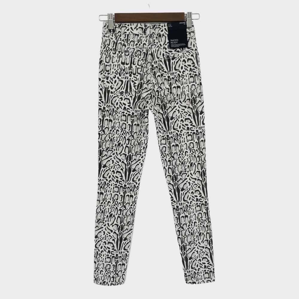 J Brand Alana High Rise Crop Skinny Jeans in Clouded Leopard - Picture 3 of 14